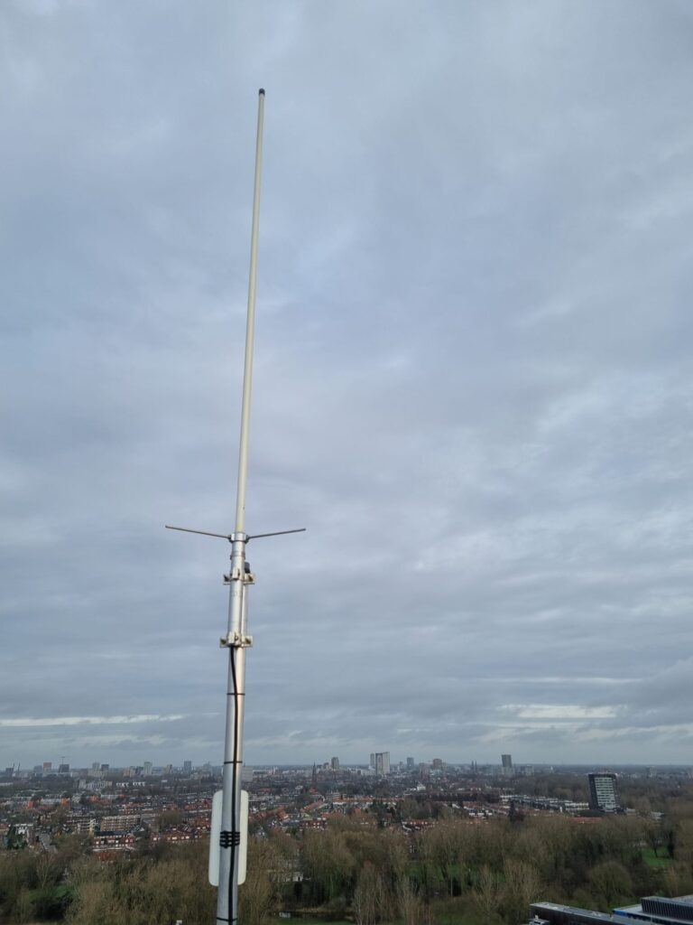 Deze afbeelding heeft een leeg alt-attribuut; de bestandsnaam is 0020a3dd-4ccb-4ac7-88c4-618c32fecfde-768x1024.jpg